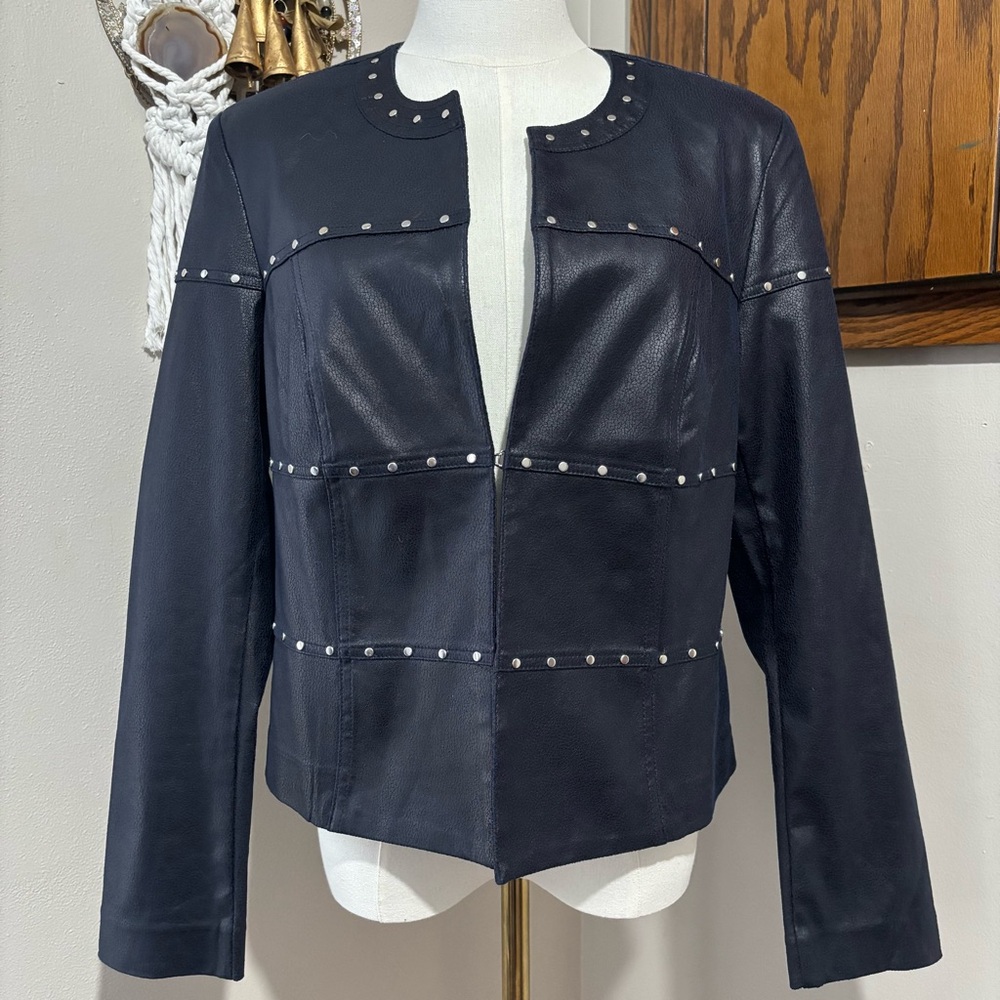 Joseph Ribkoff Vegan Suede Cropped Studded Jacket Size M 232904 Navy Blue - Picture 2 of 12